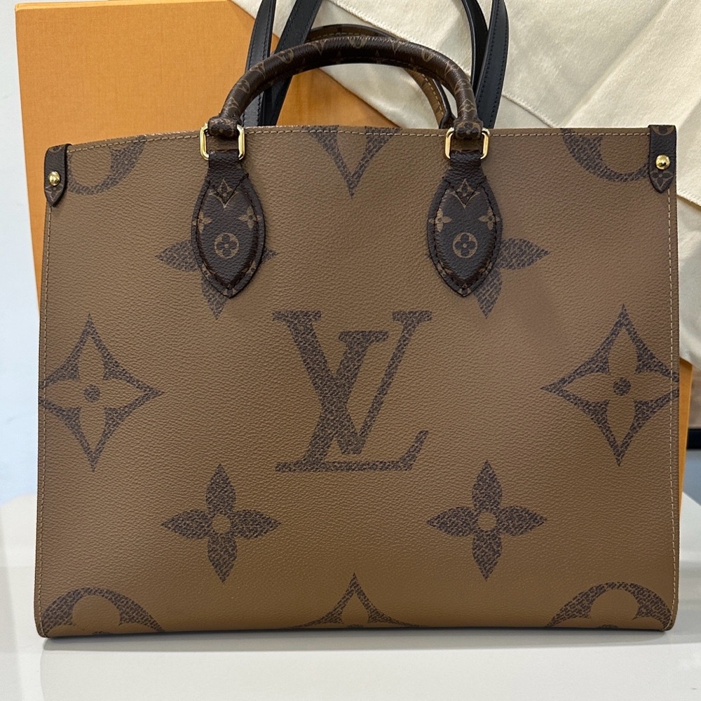Louis Vuitton Tan and Brown Monogram Handbag